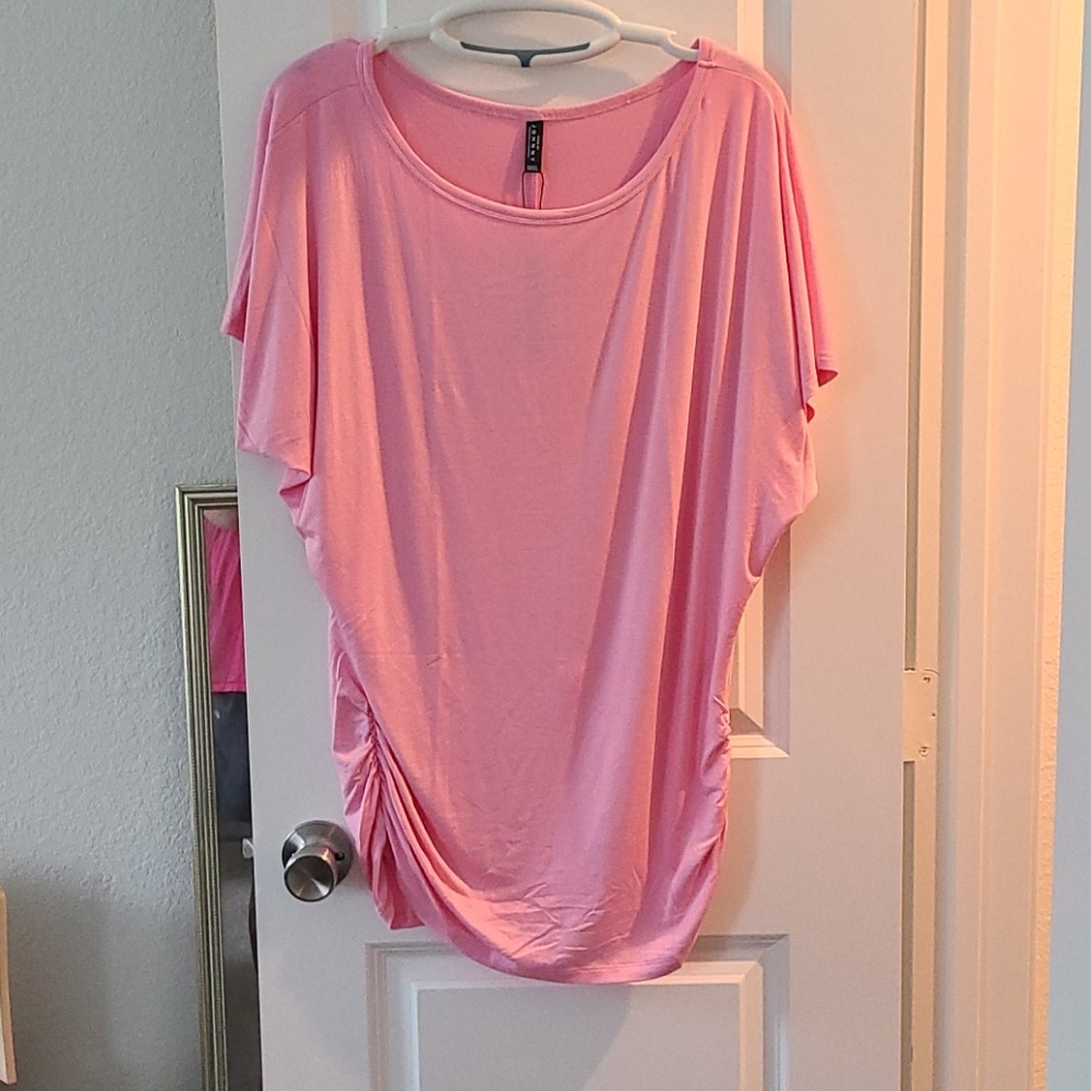 Very Flattering Made By Johnny Plus Size XXL Tunic